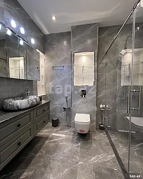 Kirayə verilir 2 otaqlı yeni tikili 100 m²