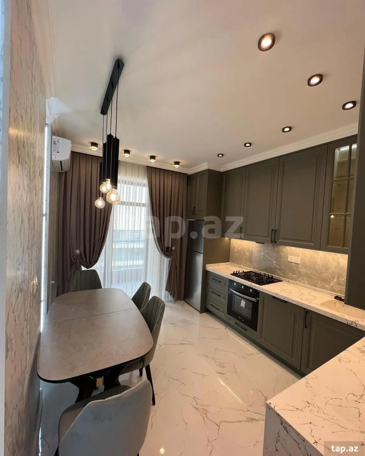 Kirayə verilir 2 otaqlı yeni tikili 100 m²