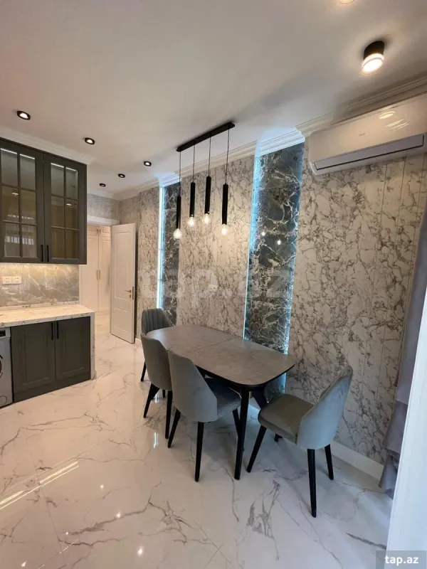 Kirayə verilir 2 otaqlı yeni tikili 100 m²