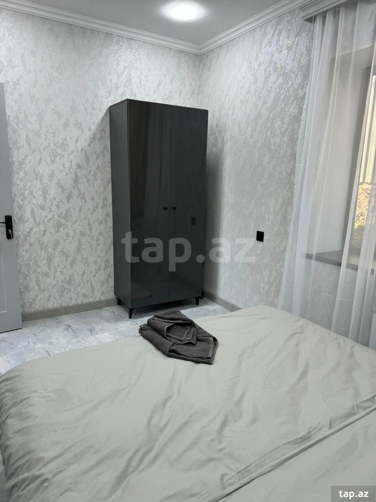 Kirayə verilir 4 otaqlı həyət evi