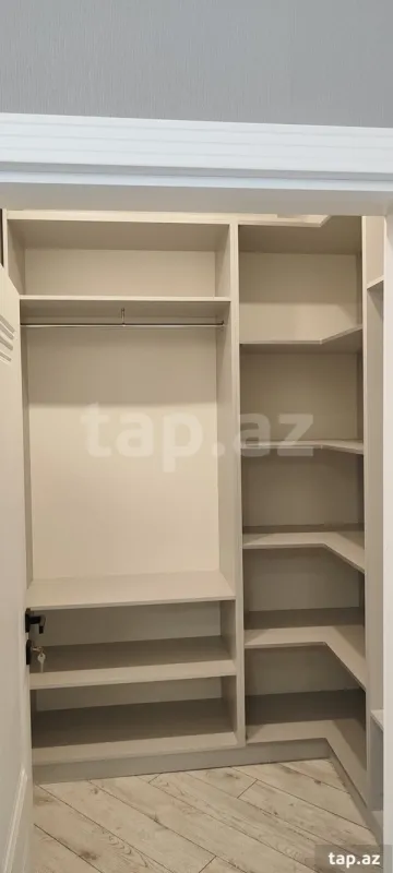 Satılır 5 otaqlı həyət evi