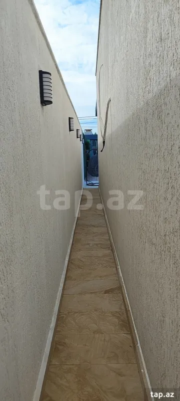 Satılır 5 otaqlı həyət evi