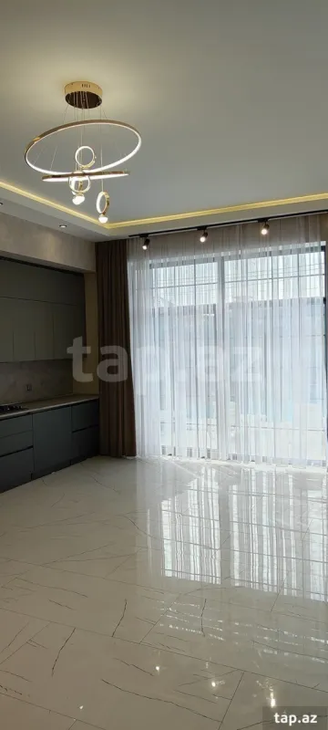 Satılır 5 otaqlı həyət evi