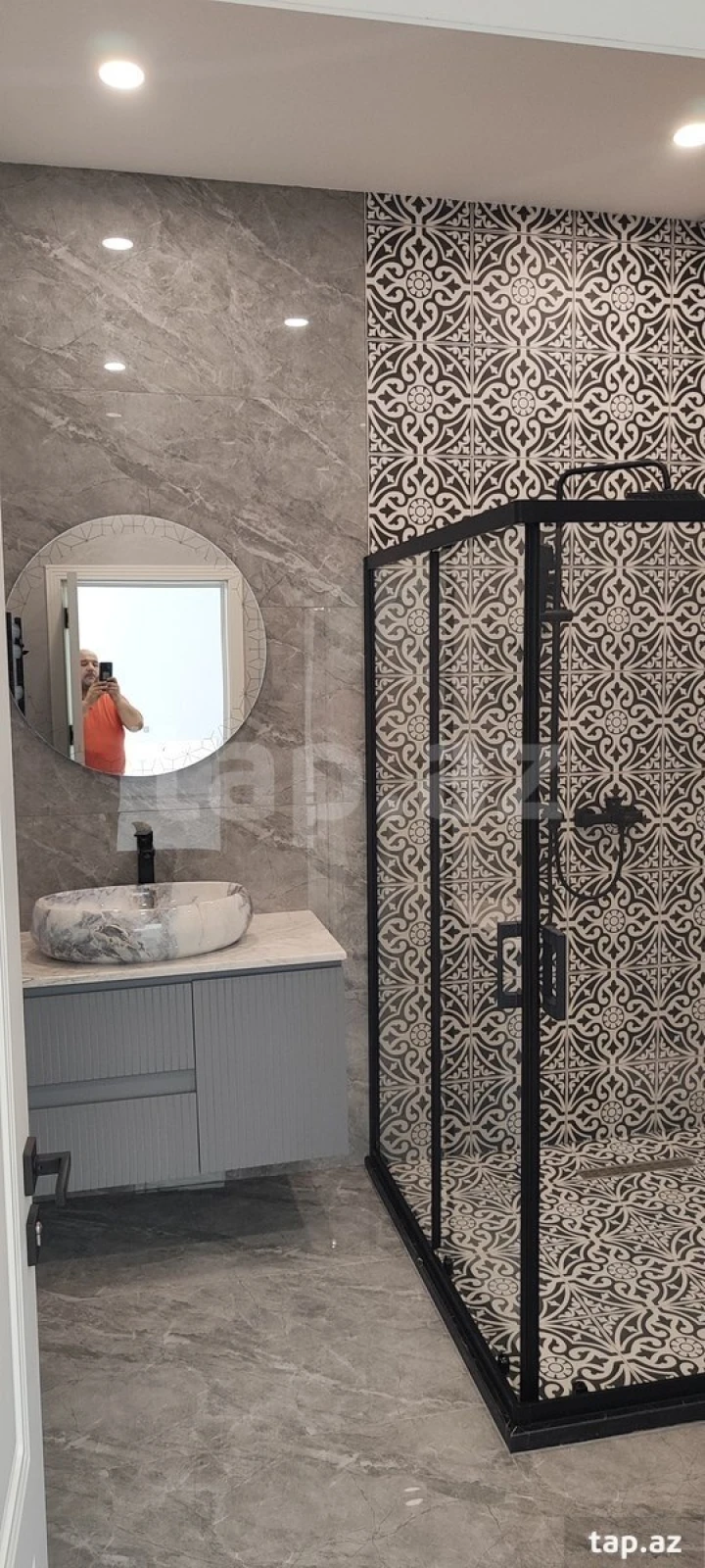 Satılır 5 otaqlı həyət evi