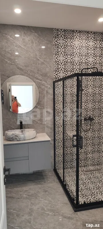 Satılır 5 otaqlı həyət evi