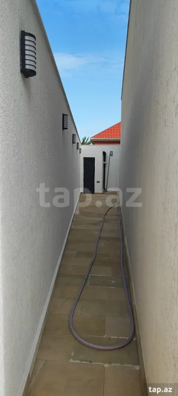 Satılır 5 otaqlı həyət evi