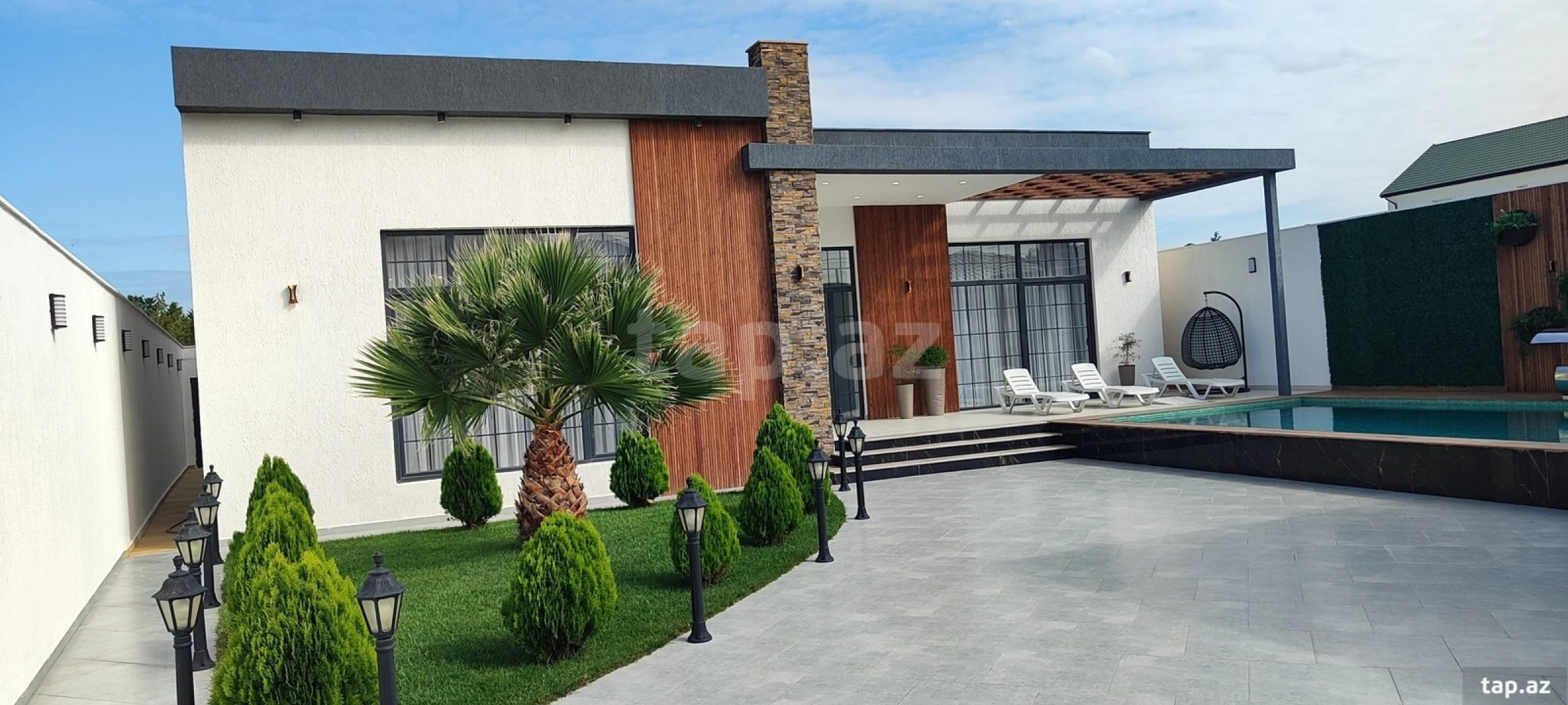 Satılır 5 otaqlı həyət evi