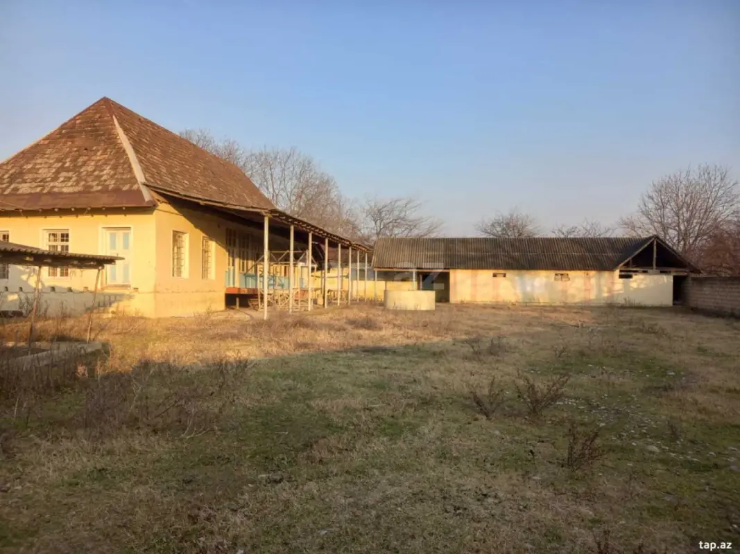 Satılır 4 otaqlı həyət evi 96 m²