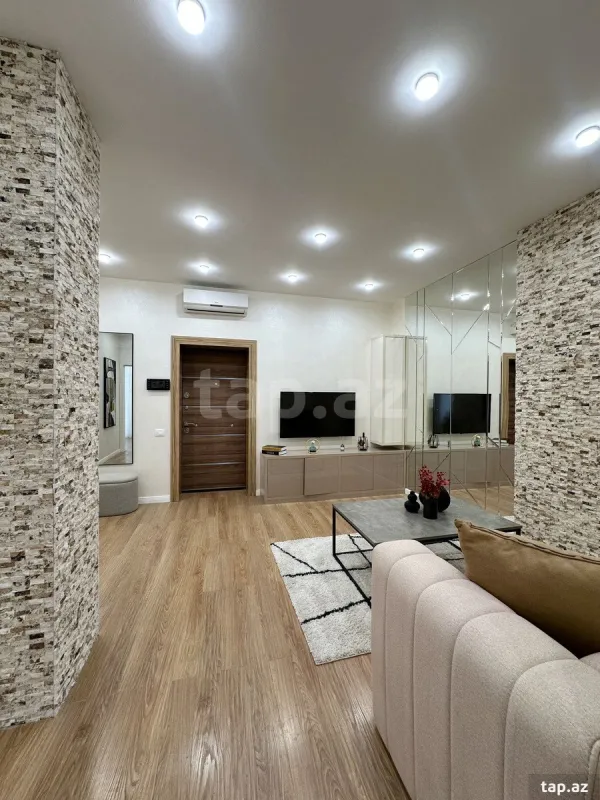 Satılır 3 otaqlı yeni tikili 91 m²