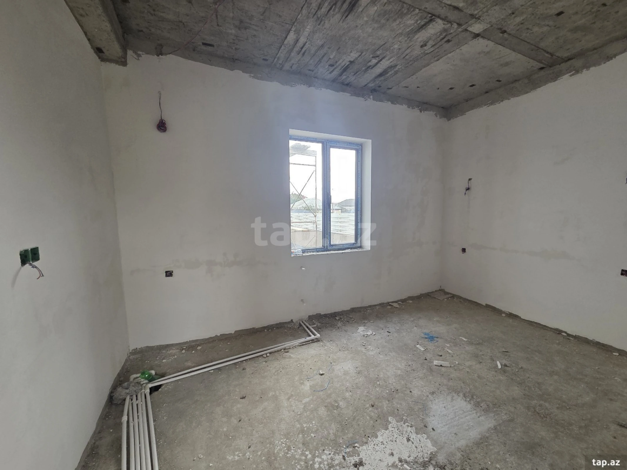 Satılır 7 otaqlı həyət evi 330 m²