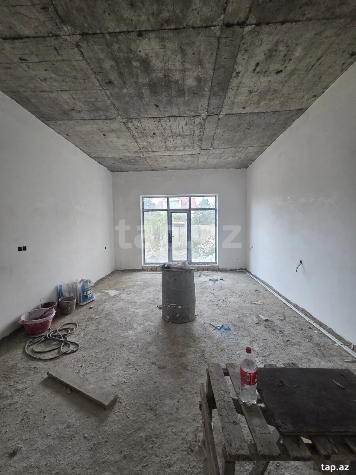 Satılır 7 otaqlı həyət evi 330 m²