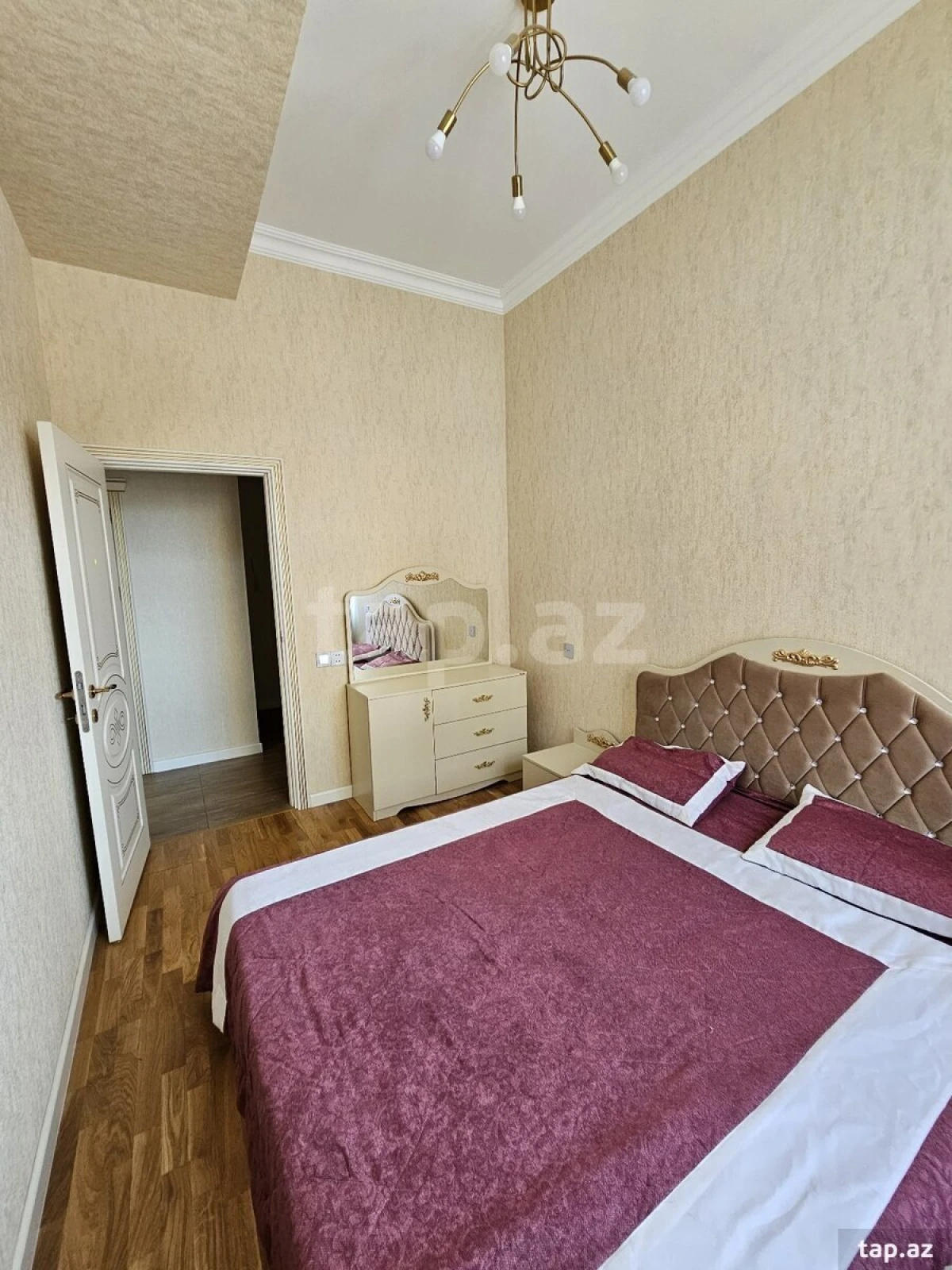 Kirayə verilir 2 otaqlı yeni tikili 56 m²