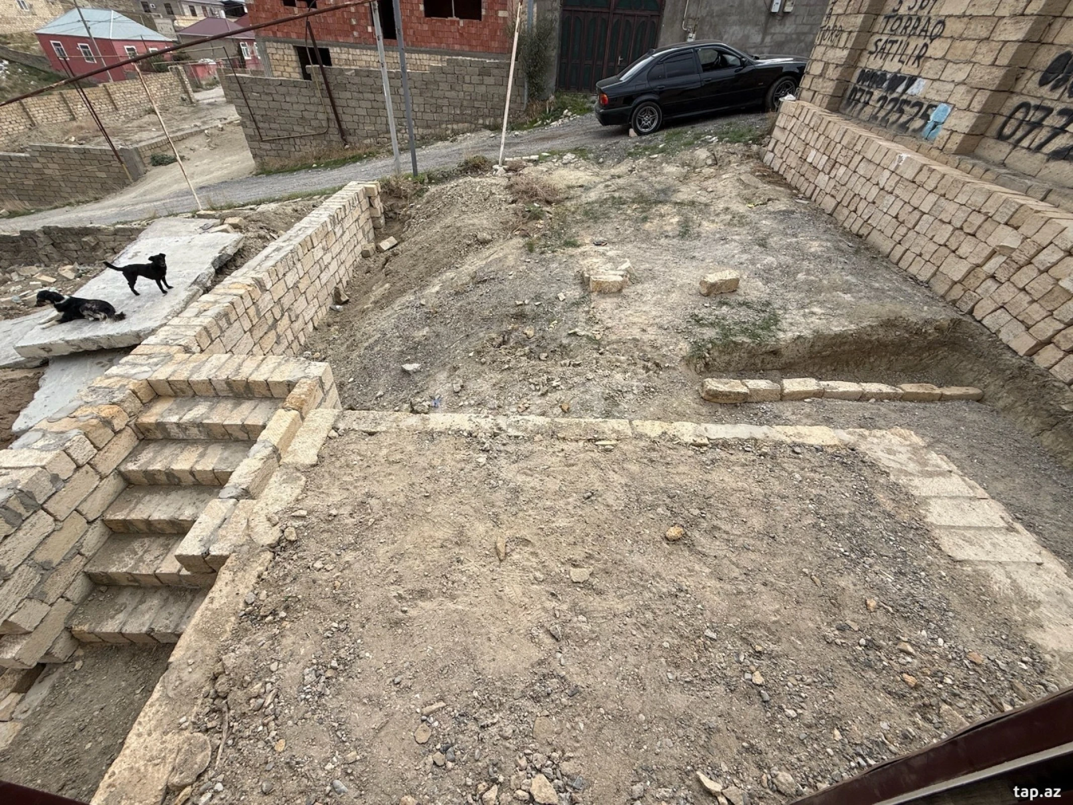 Satılır 3 otaqlı həyət evi