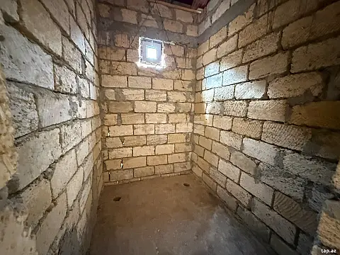 Satılır 3 otaqlı həyət evi