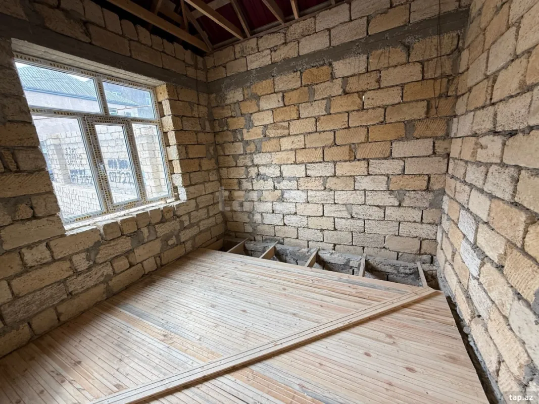 Satılır 3 otaqlı həyət evi