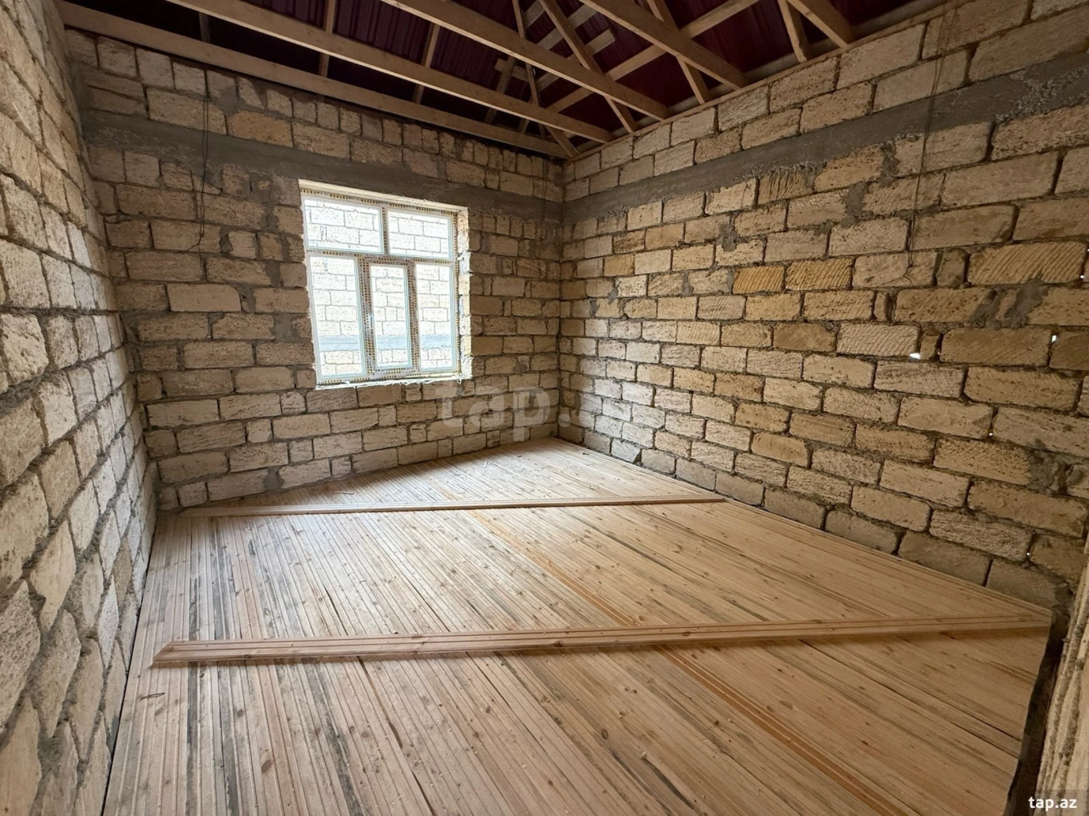 Satılır 3 otaqlı həyət evi