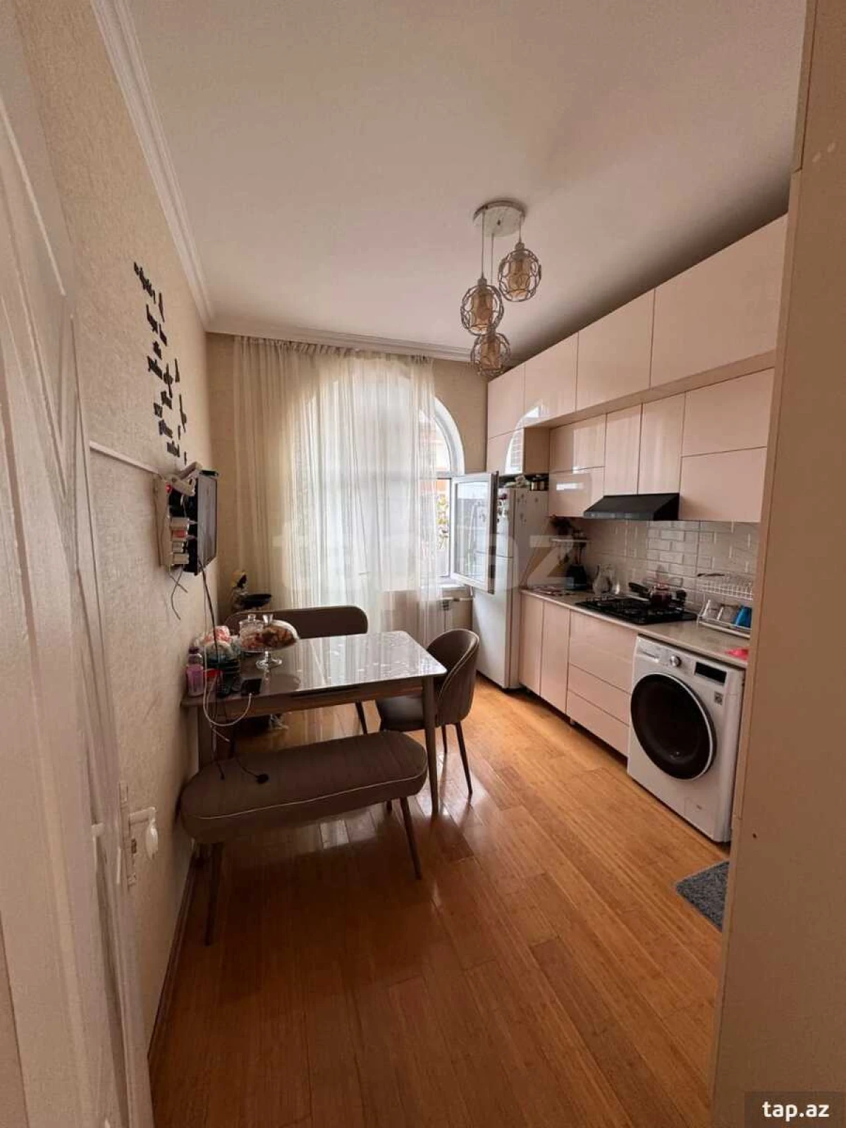 Satılır 2 otaqlı yeni tikili 66.6 m²