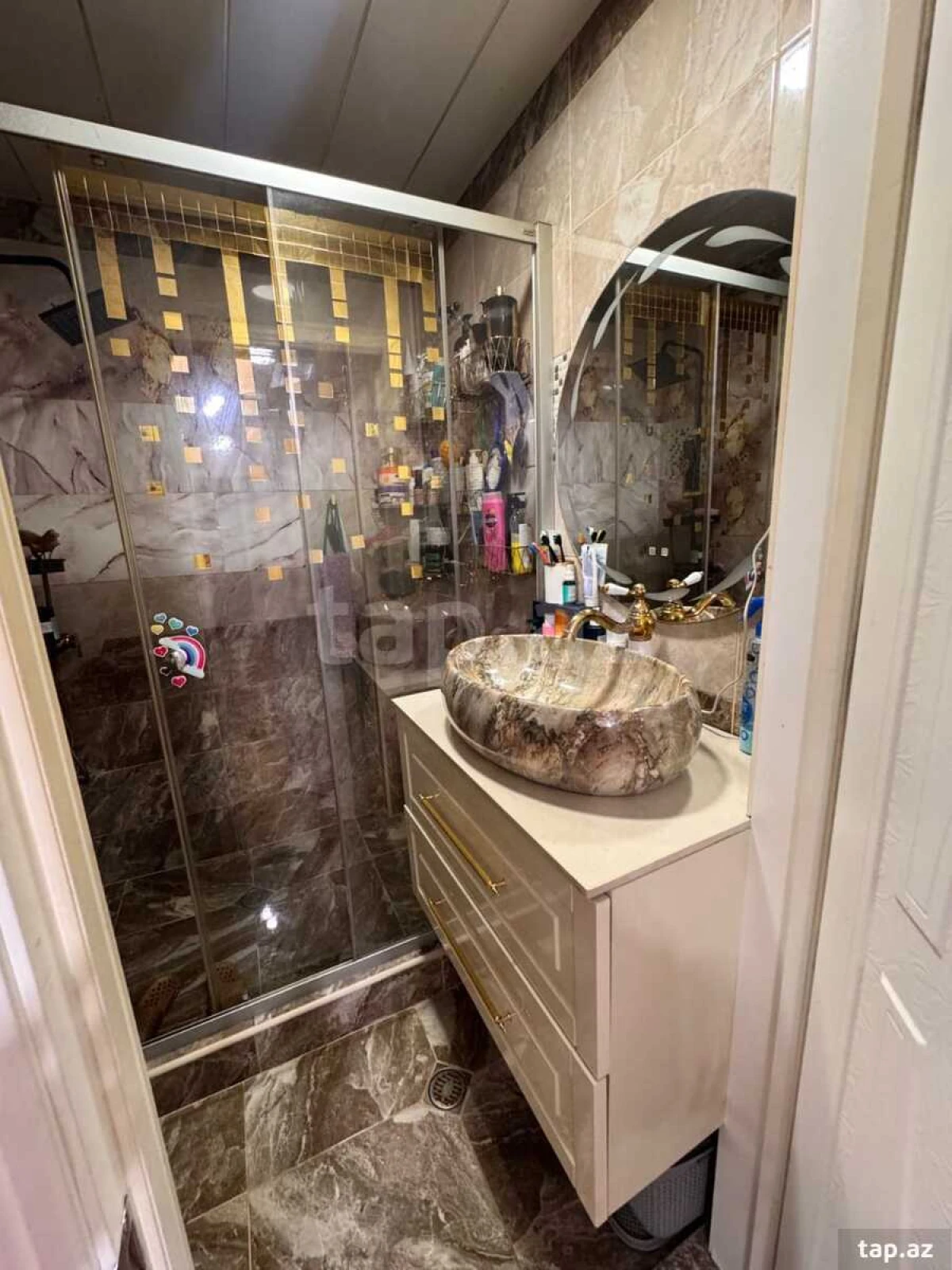 Satılır 2 otaqlı yeni tikili 66.6 m²
