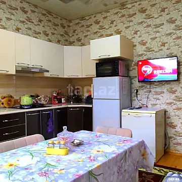 Kirayə verilir 5 otaqlı həyət evi 120 m²