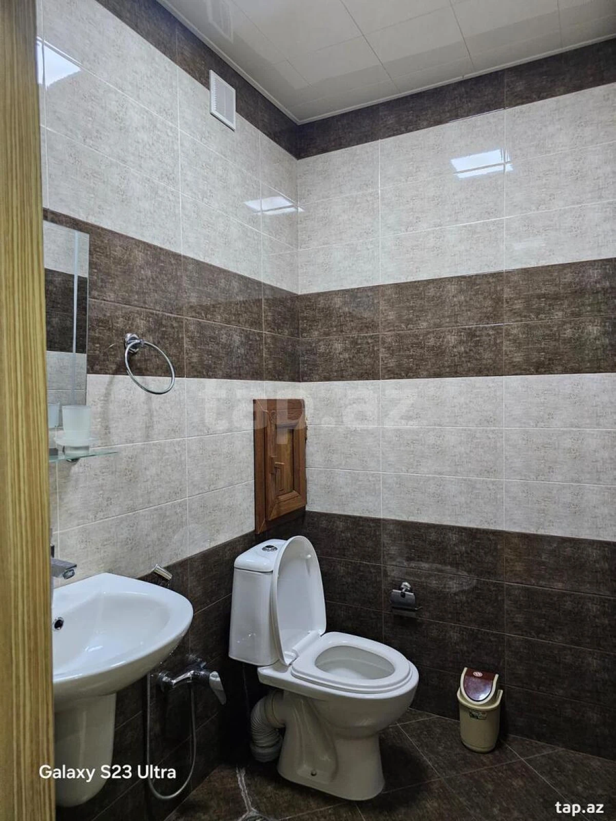 Satılır 4 otaqlı yeni tikili 180 m²