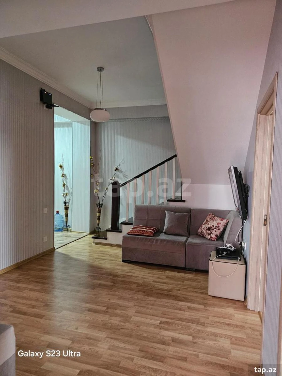 Satılır 4 otaqlı yeni tikili 180 m²