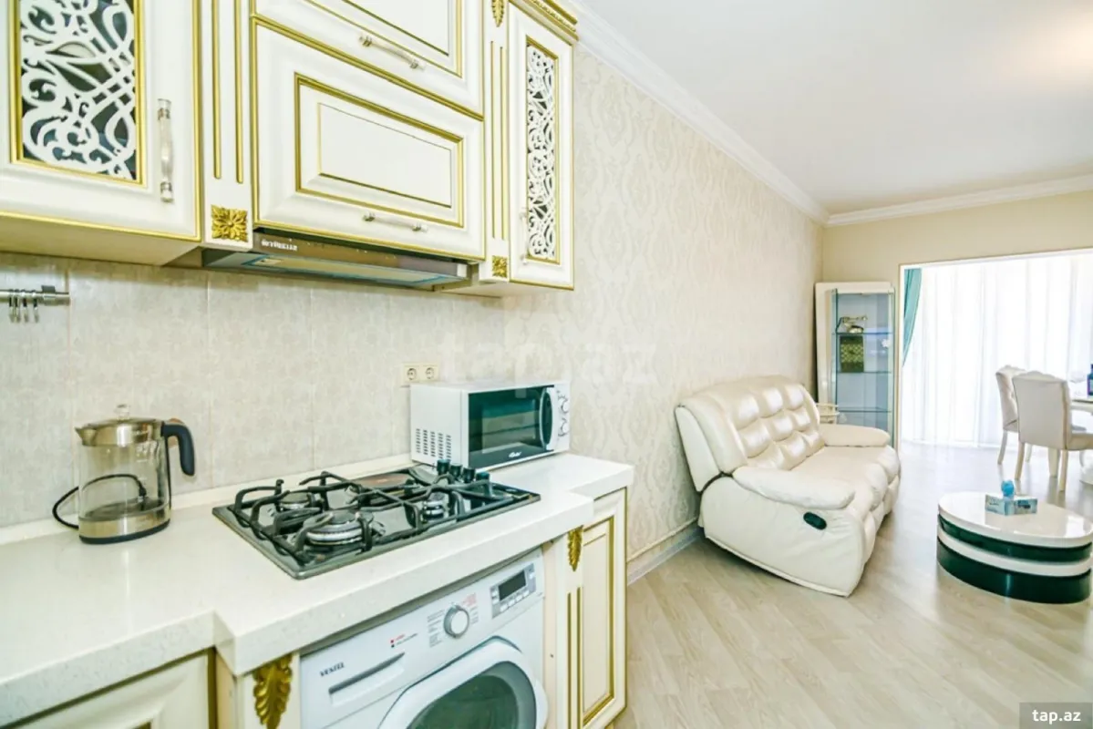 Kirayə verilir 2 otaqlı yeni tikili 100 m²