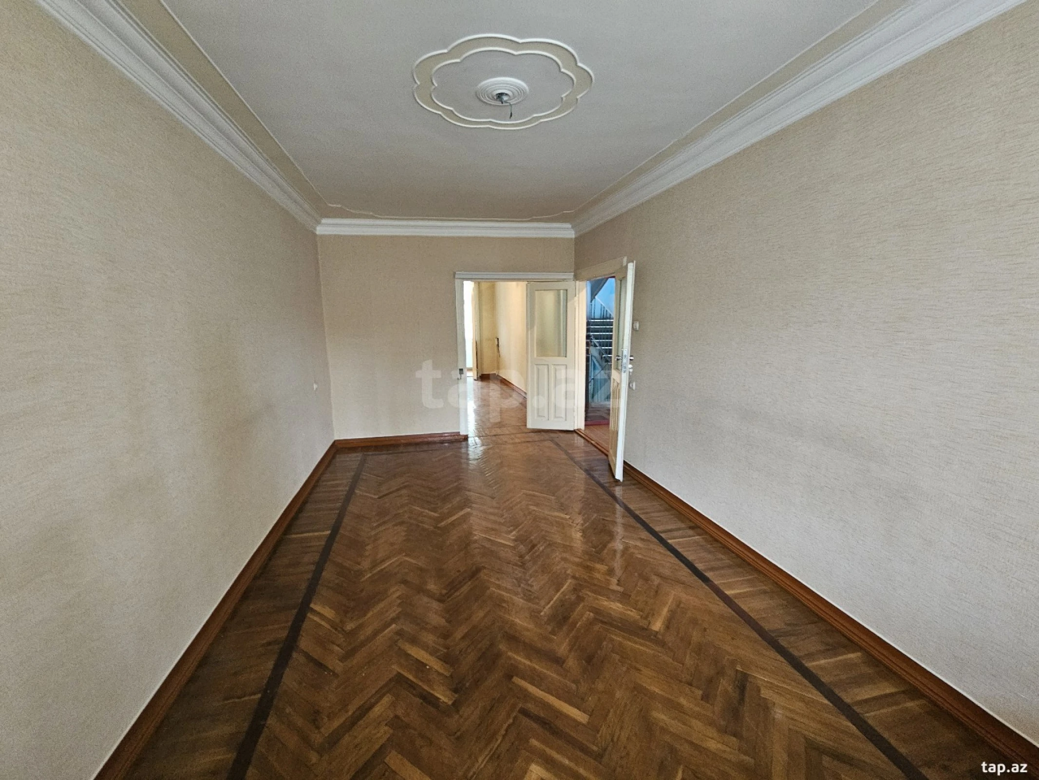 Satılır 2 otaqlı mənzil 58 m²