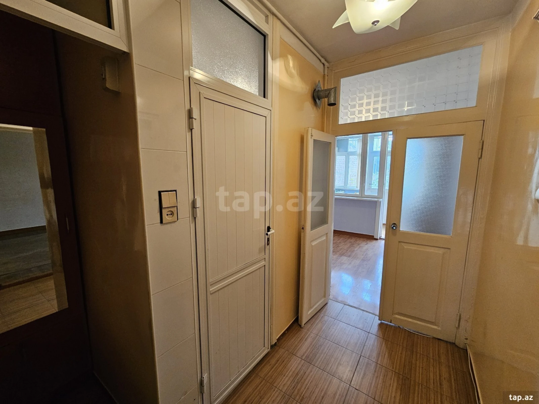 Satılır 2 otaqlı mənzil 58 m²