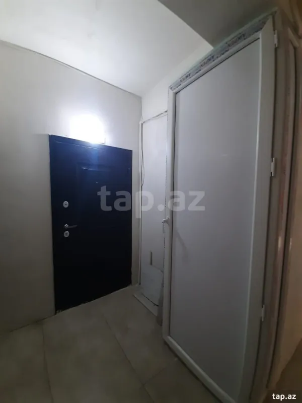 Kirayə verilir 1 otaqlı yeni tikili 30 m²