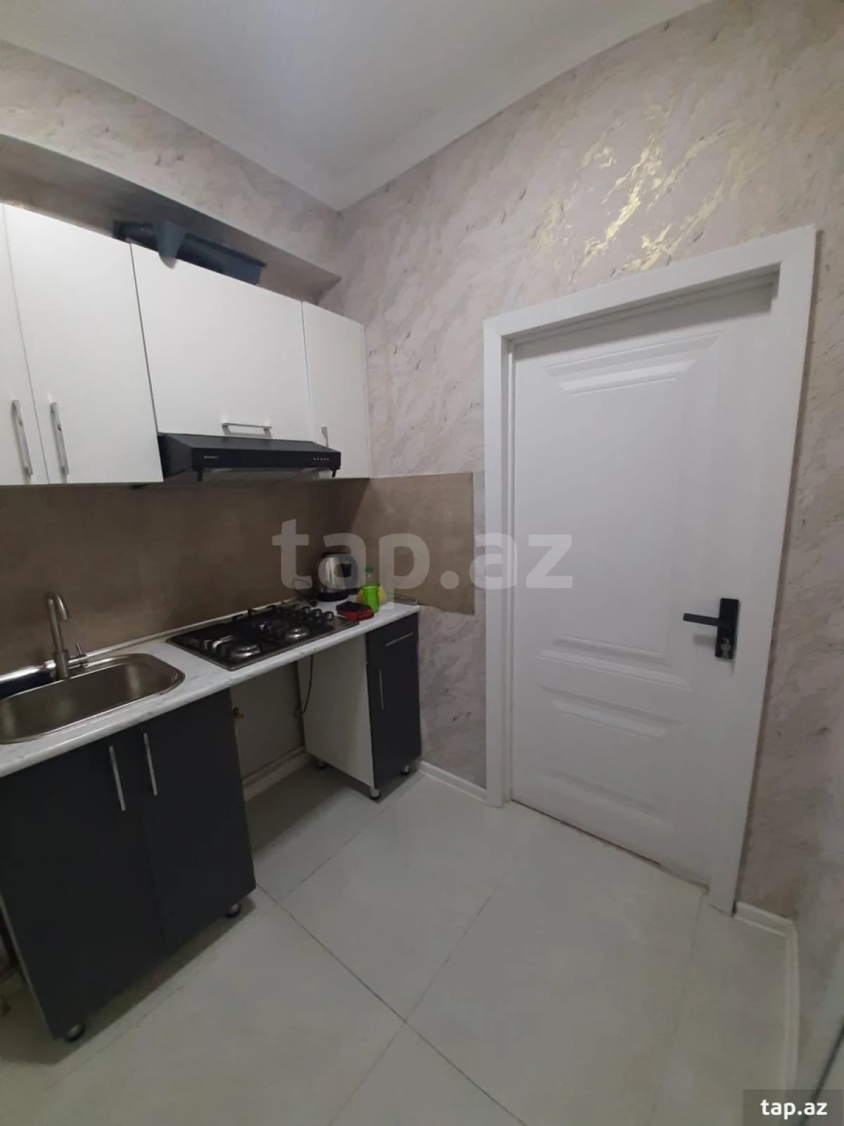 Kirayə verilir 1 otaqlı yeni tikili 30 m²