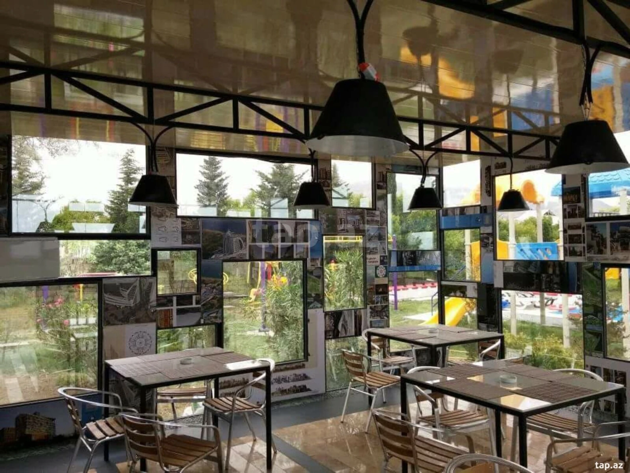 Satılır 10 otaqlı həyət evi