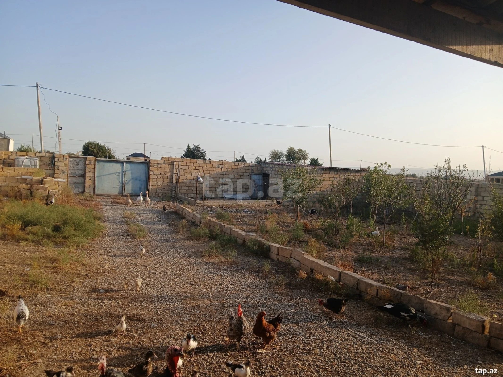 Satılır 4 otaqlı həyət evi
