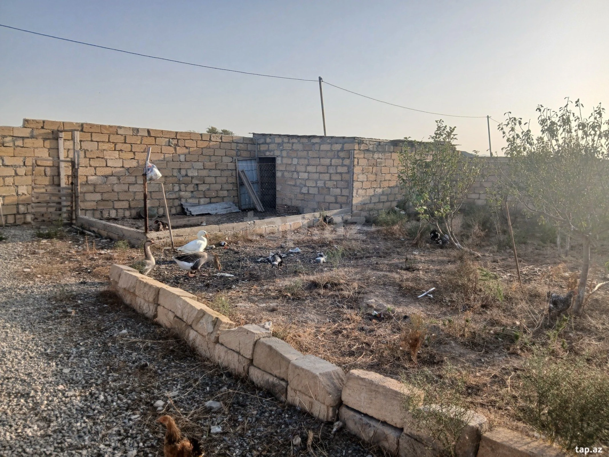 Satılır 4 otaqlı həyət evi