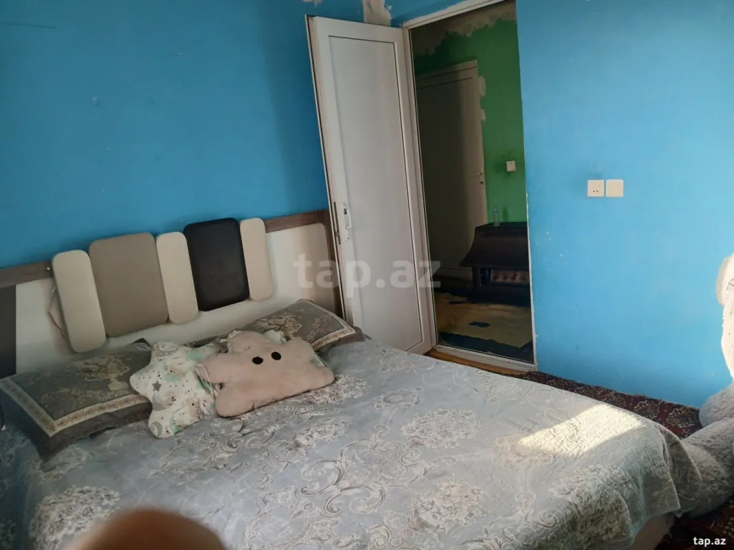Satılır 4 otaqlı həyət evi