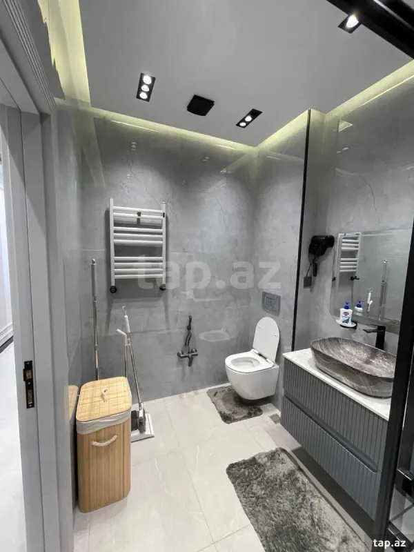 Kirayə verilir 2 otaqlı yeni tikili 100 m²