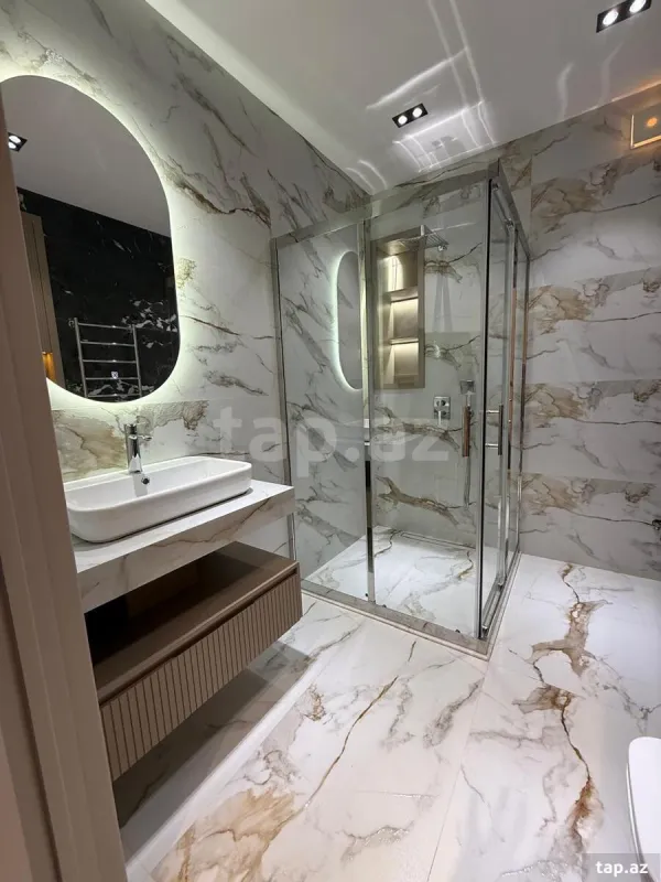 Satılır 2 otaqlı yeni tikili 68 m²