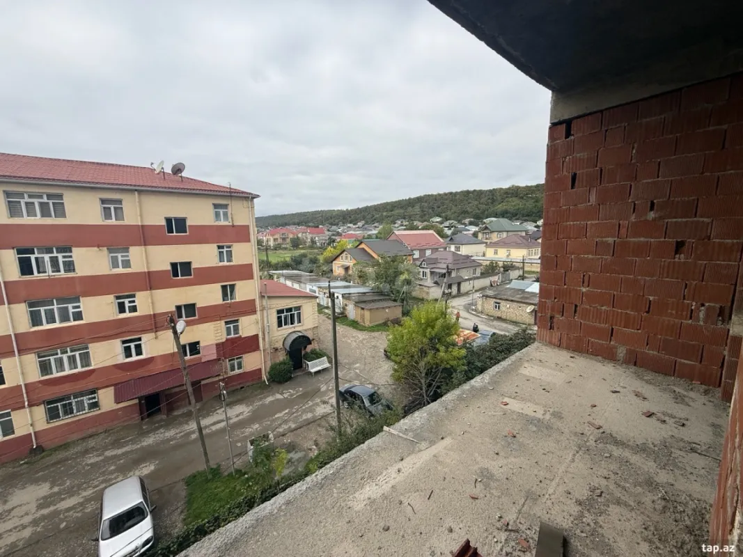 Satılır 3 otaqlı yeni tikili 115 m²