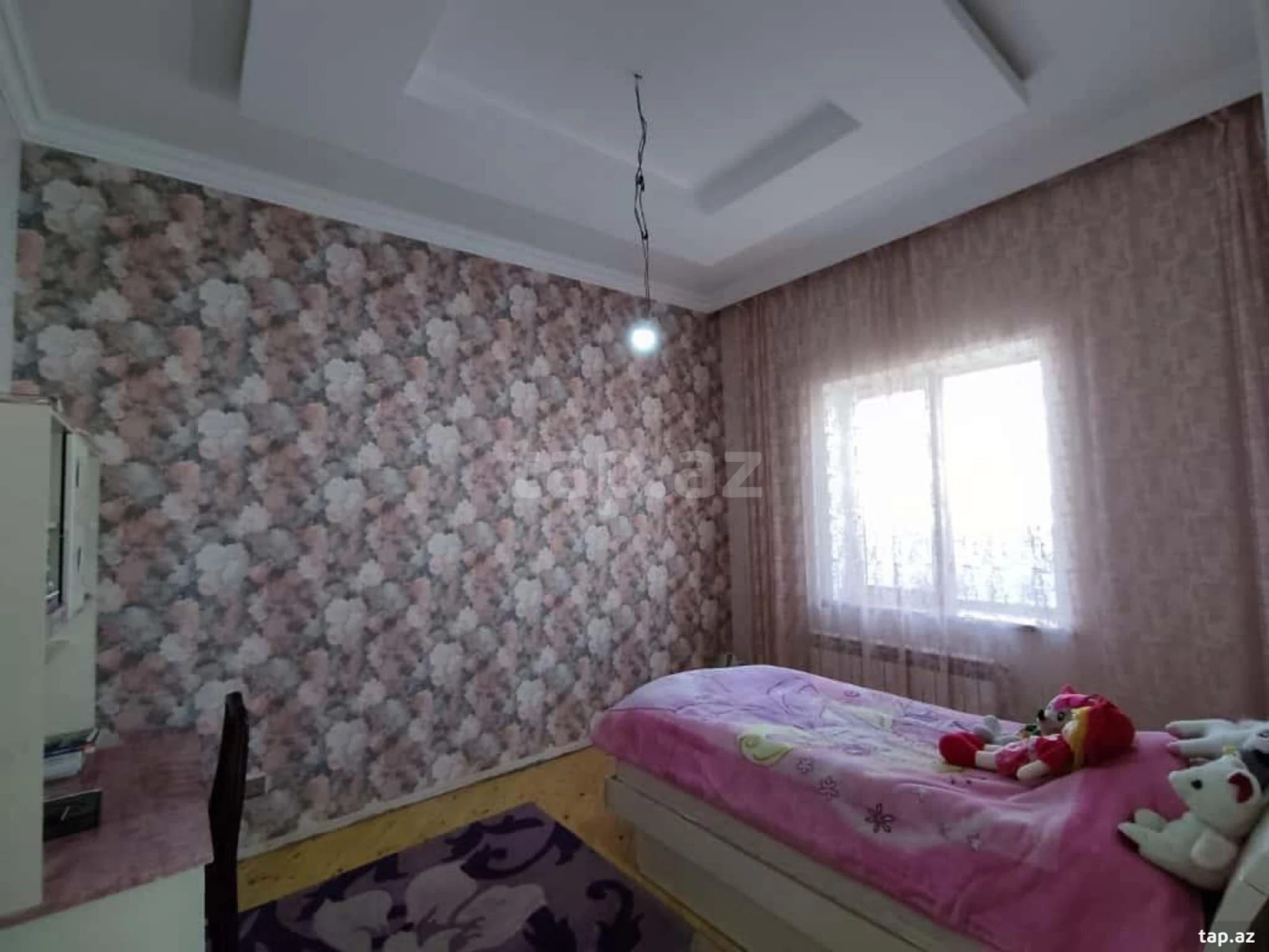 Satılır 7 otaqlı həyət evi