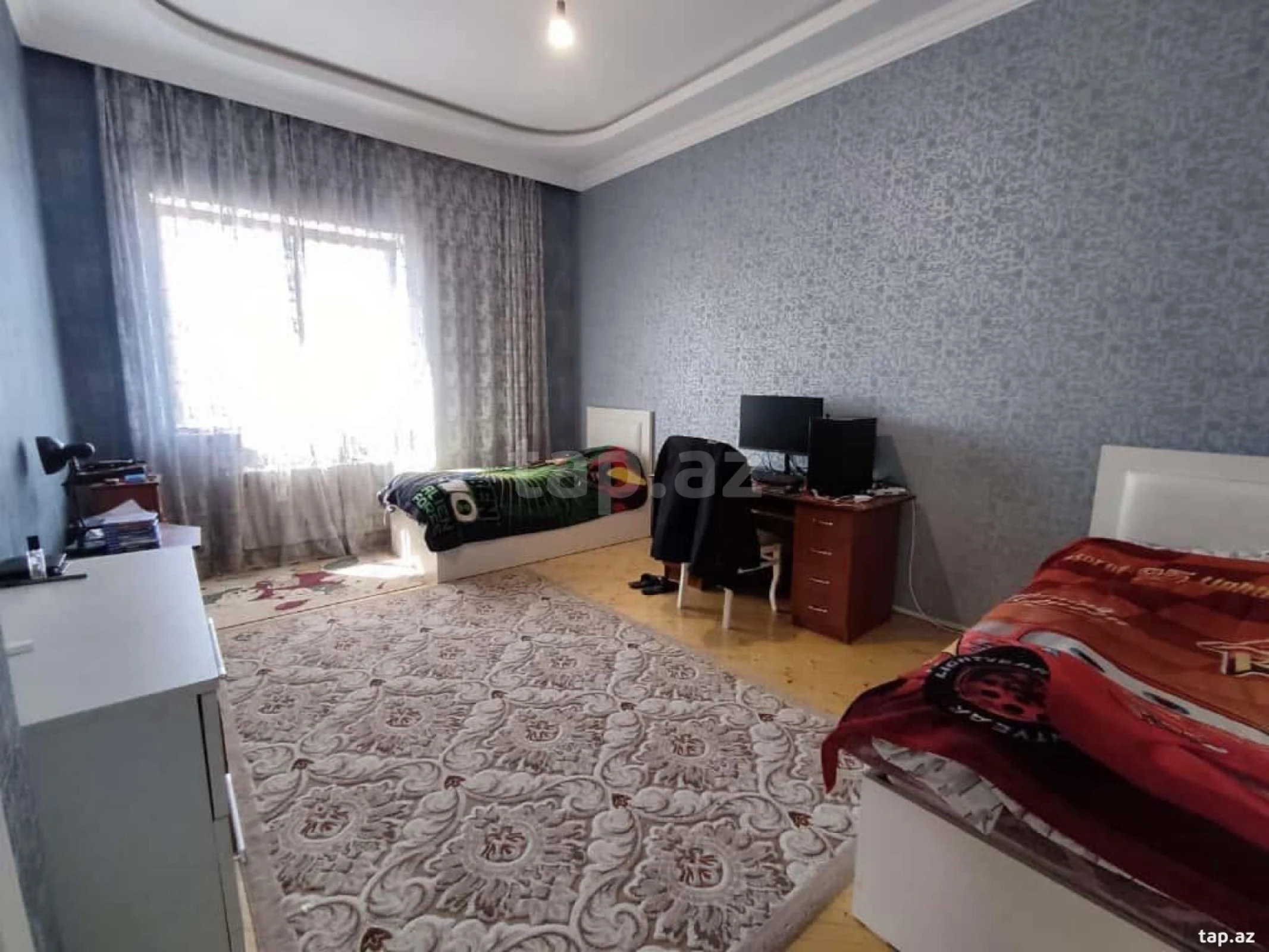 Satılır 7 otaqlı həyət evi