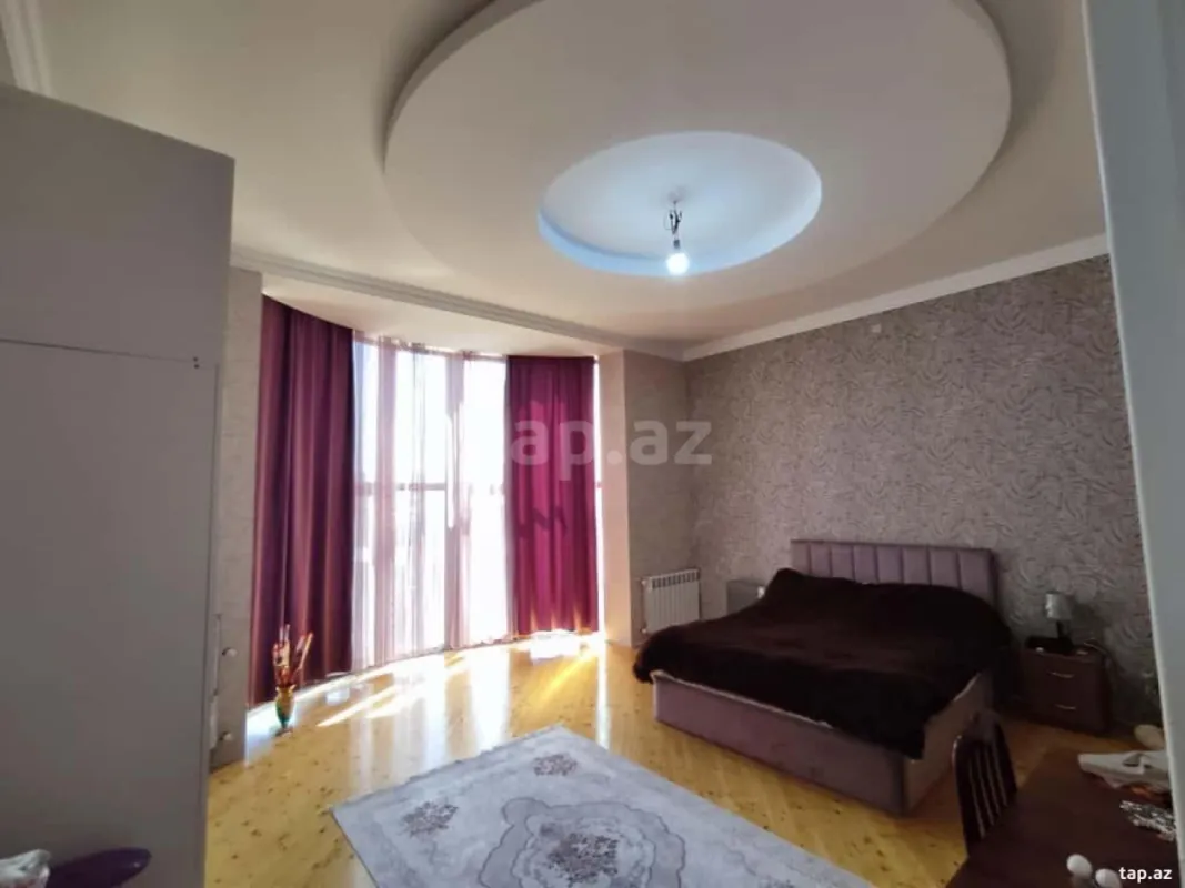 Satılır 7 otaqlı həyət evi