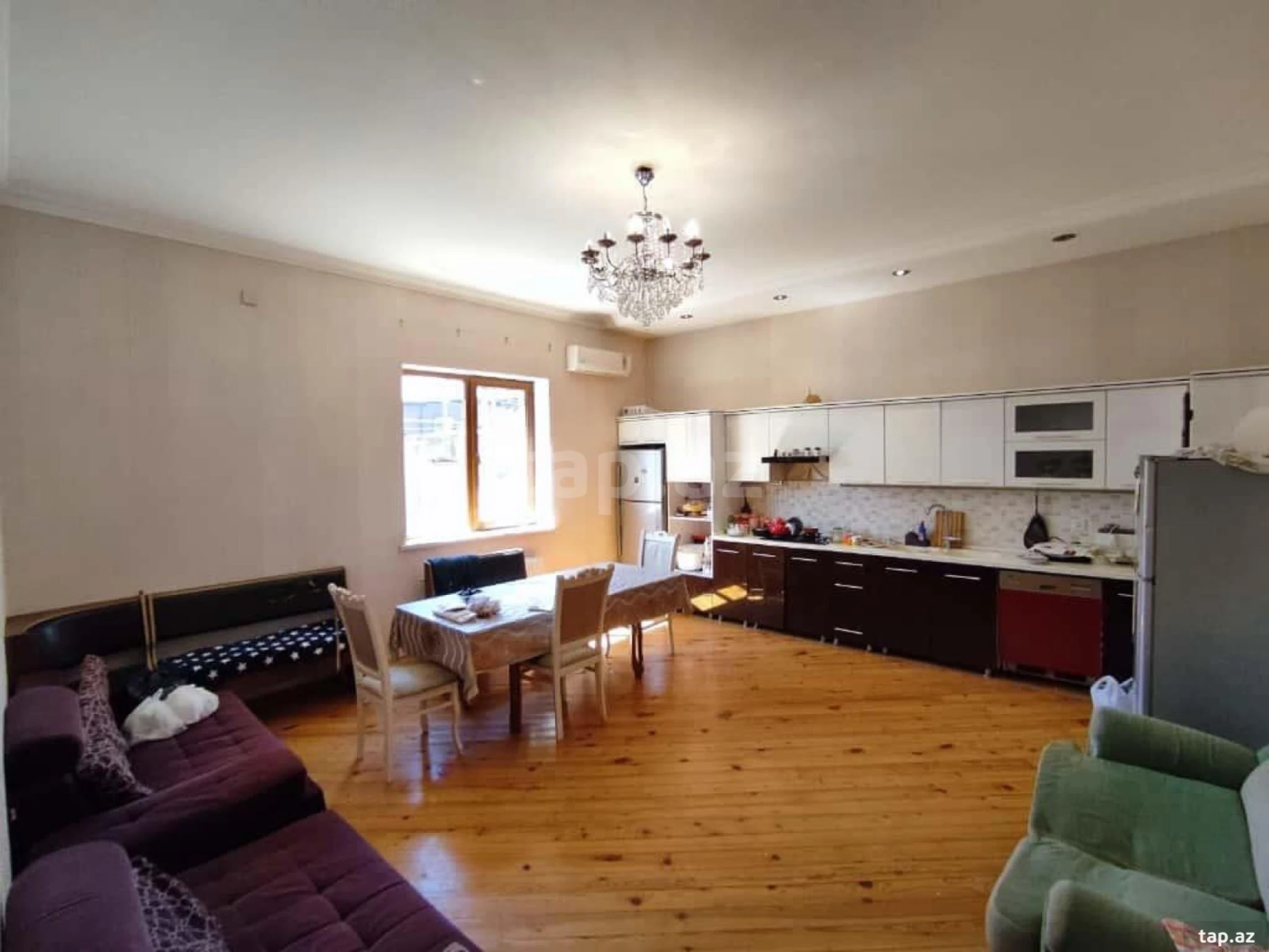 Satılır 7 otaqlı həyət evi