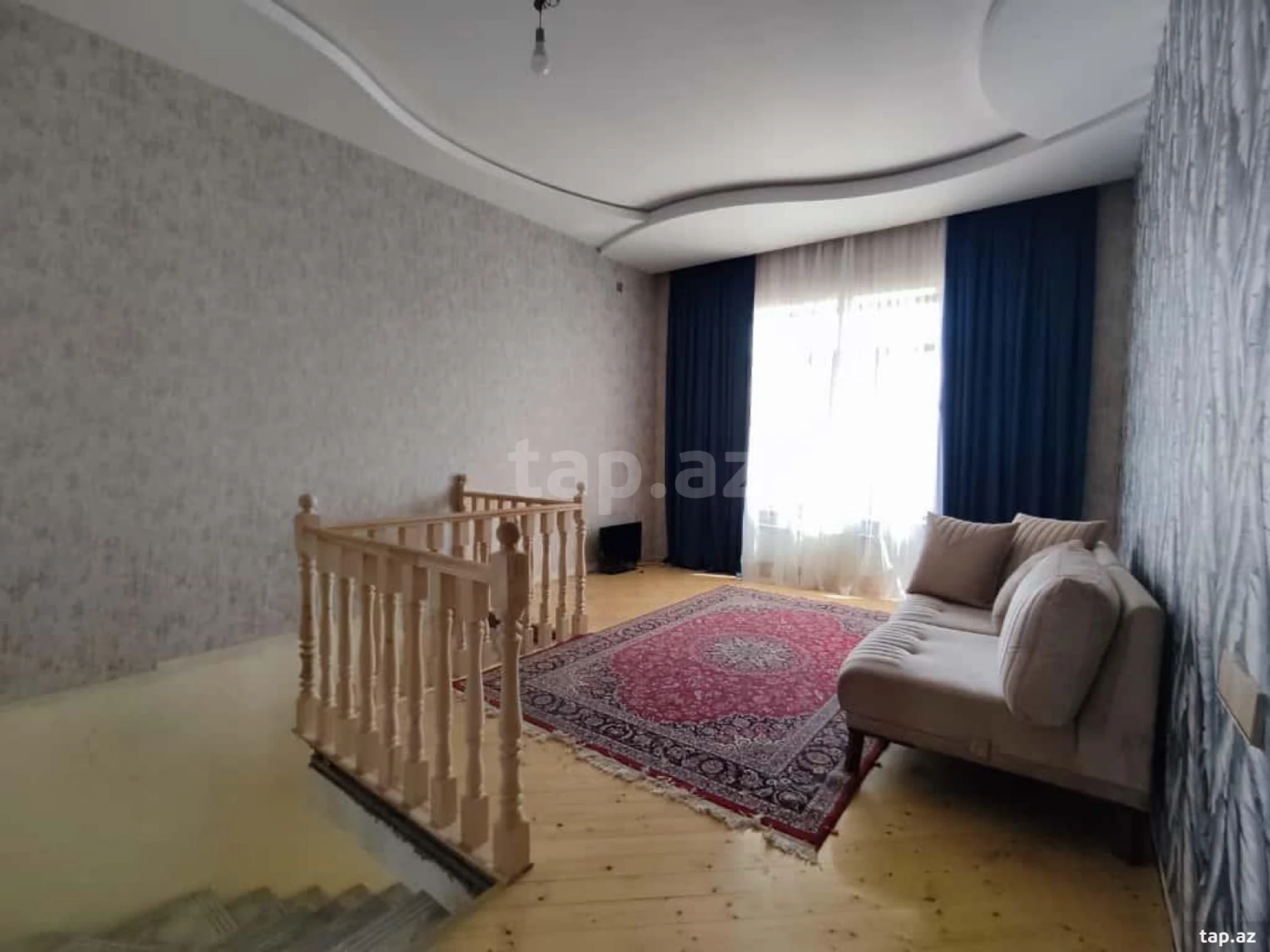 Satılır 7 otaqlı həyət evi