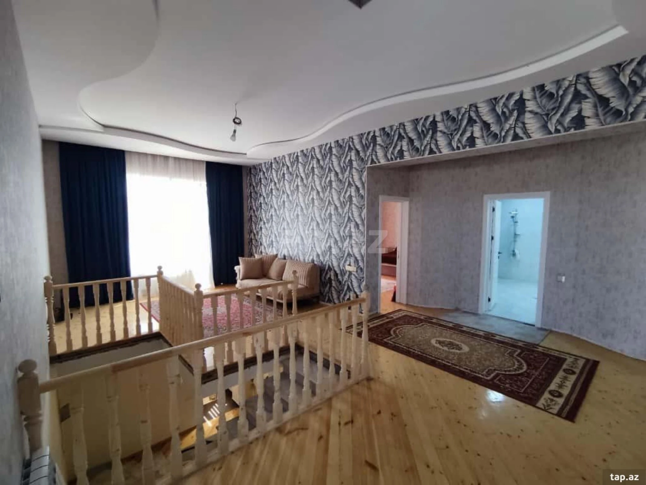 Satılır 7 otaqlı həyət evi