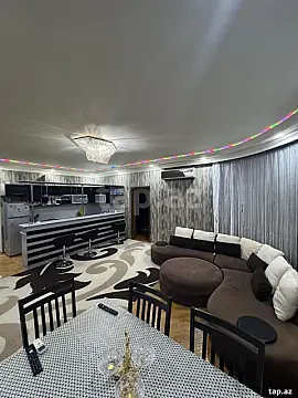 Kirayə verilir 3 otaqlı yeni tikili 130 m² — Bakı 3 otaq 130.00 m²