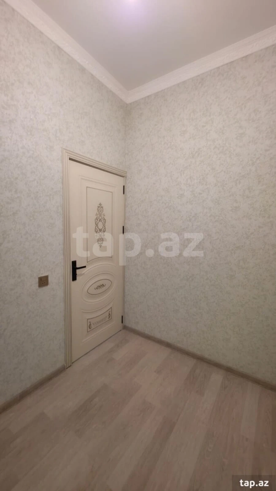 Satılır 5 otaqlı həyət evi