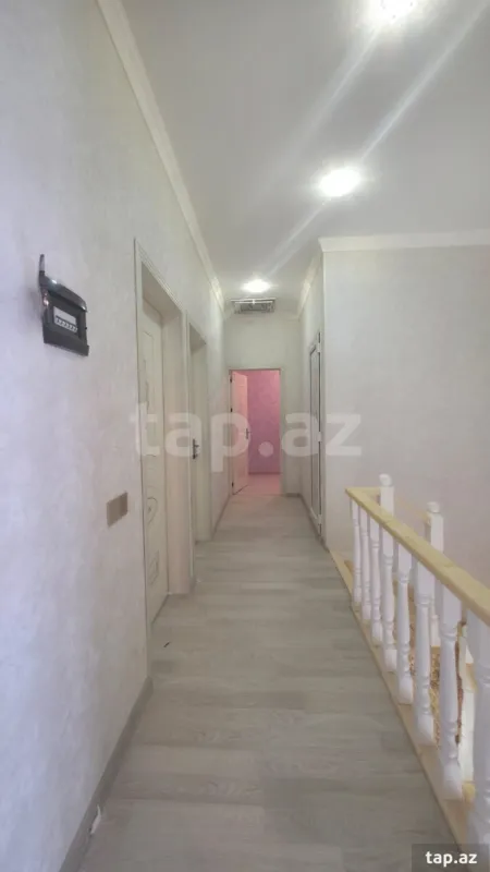 Satılır 5 otaqlı həyət evi