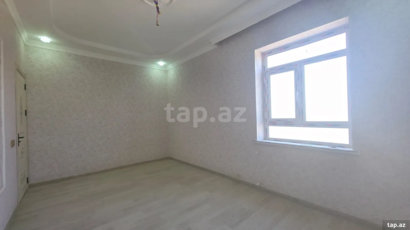 Satılır 5 otaqlı həyət evi