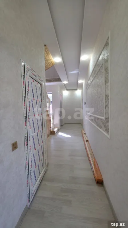Satılır 5 otaqlı həyət evi