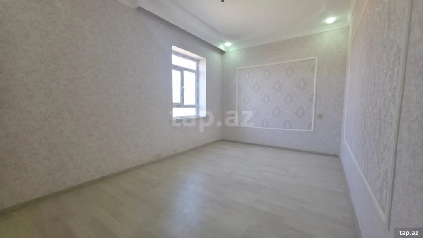 Satılır 5 otaqlı həyət evi