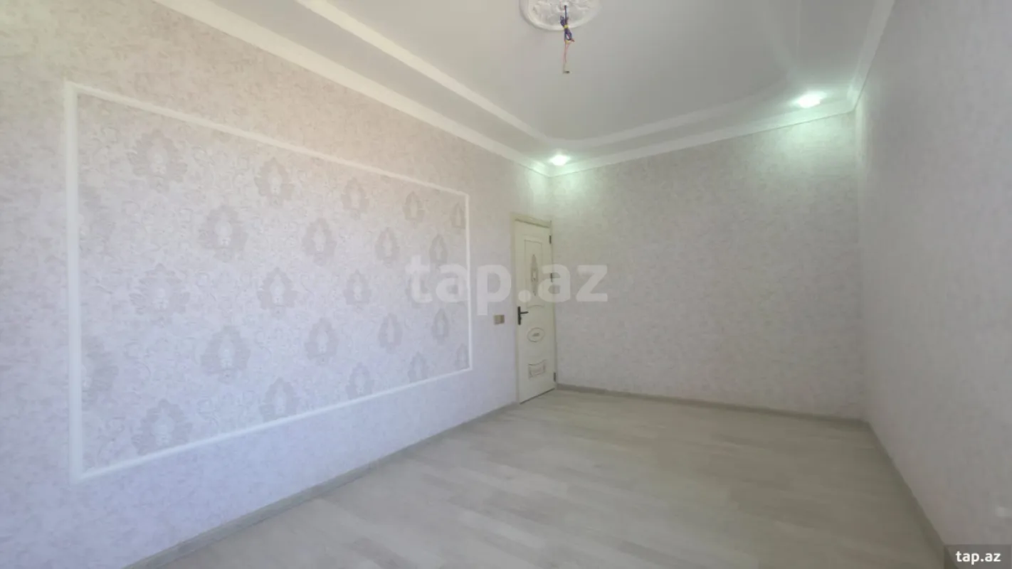 Satılır 5 otaqlı həyət evi